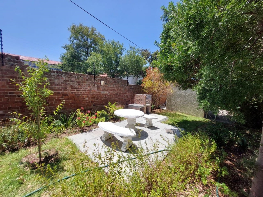 2 Bedroom Property for Sale in Mowbray Western Cape